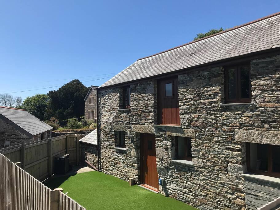 Hendra Retreat Piglets North Cornwall Holiday home Camelford